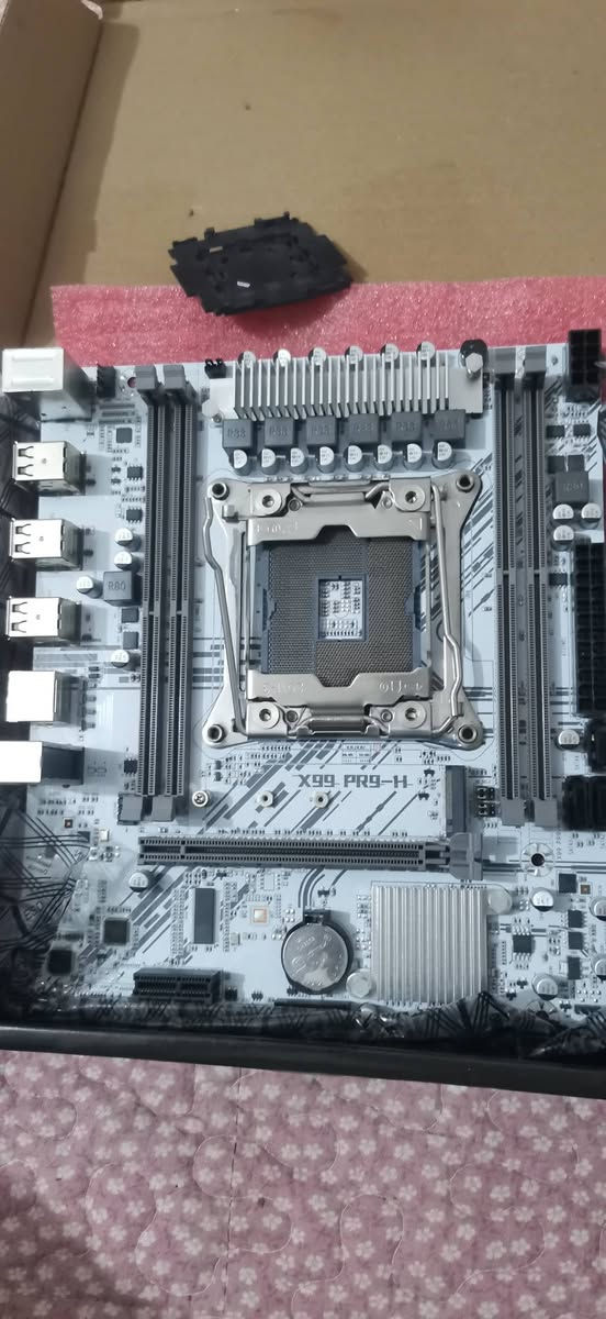 السلام عليكم.... 
ماذر  بورد MACHINIST X99 PR9-H  

المقبس: LGA 2011-3  معالجات زيون 

أقصى سعة للرام: 128GB (4×32GB). اربع منافذ رام 

التخزين منفذ M.2 NVMe 
   

نضيف ما مستعمل بلكارتونه مالته وتجي ملحقات البورد   

السعر.... 30 مع التوصيل


**إذا كنت صاحب هذا الإعلان وتريد حذفه لأي سبب، رجاءا أرسل رسالة إلى الدعم الفني**