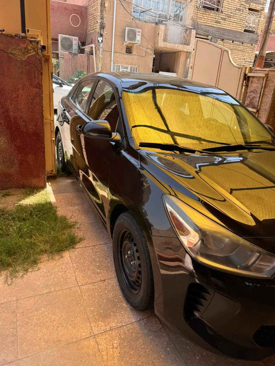 السلام عليكم
ريو اسود 2020بغداد الجديد 
بدون تبديل ليبل واحد البجم لغد
شاصي مكفول صبغ جزء من الجاملغ 
الايسر مامبدل..
محرك دوش ثمانيه نوزل ثمانيه كير ممتاز 
كير ممتاز 
تخم تايرات 
هزه جديدة
باسمي 
الشعب الثعالبه 
السعر 104
***********
واتساب موجود

