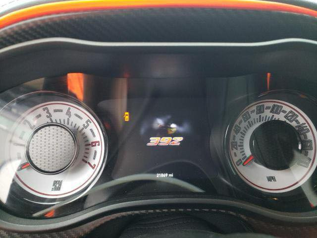 جالنجر 22 t/A 6400 وايد بدي بلاد بدون رقم كير عادي فول مواصفات للخير***********انا مكلف بنشر تصال على صاحب رقم سياره حره بدون رقم
