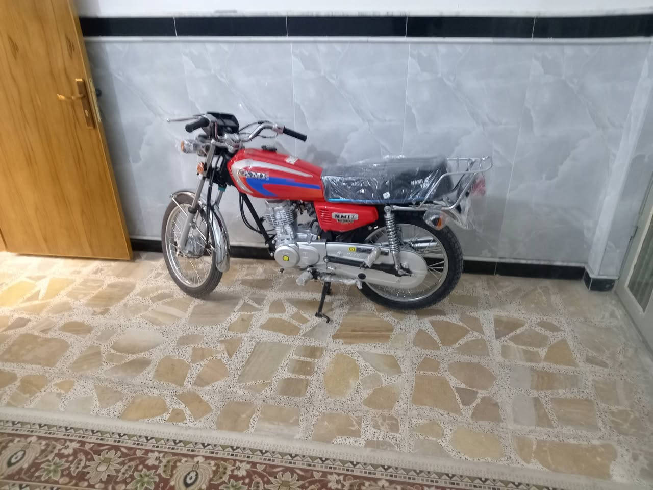 درجات نامه شلامجه اصلي باب وال بدهن شركه زيرو تسحك عله يدك وراق سكنر مديل ٢٦ شلامجه اصلي سعر(مليون25بيهن) مجل*********** ويهاء باتري
