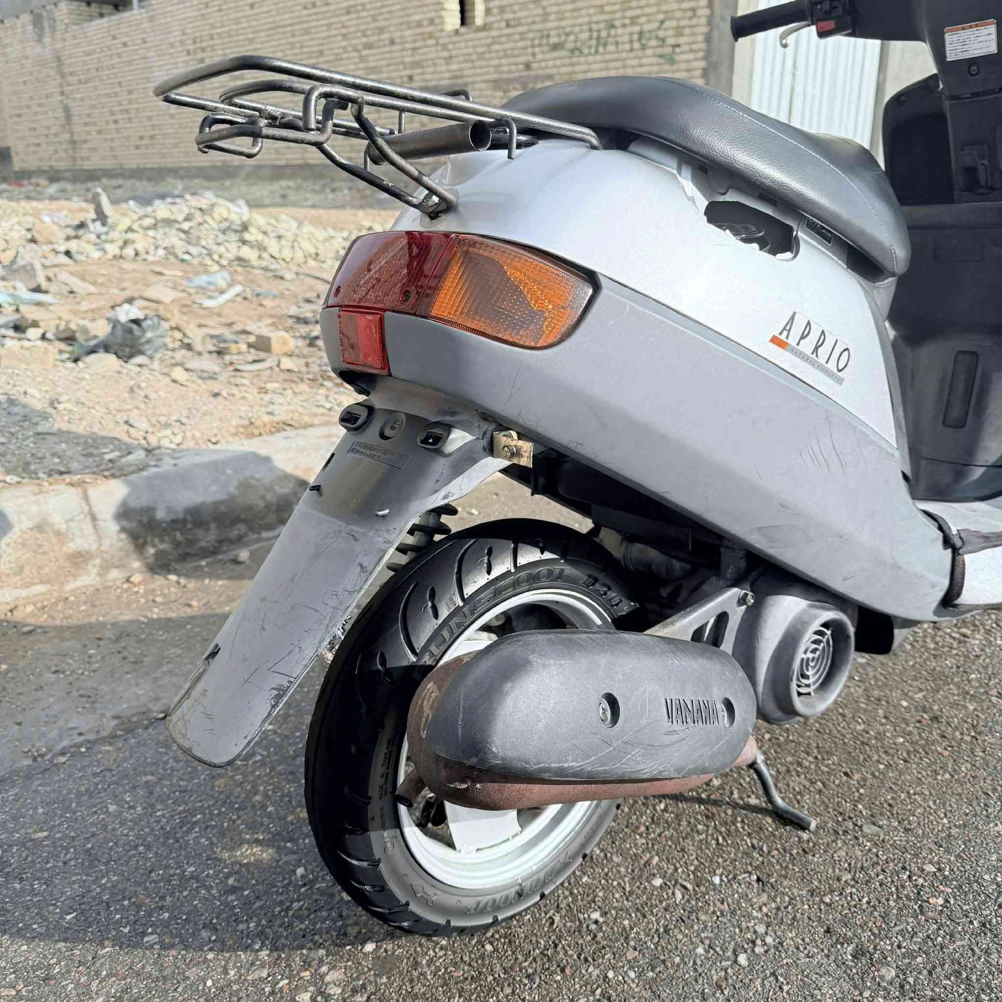 سلام عليكم دراجه بطه البيع صارله اقل شهر من طالعه من الوكيل من معرض كانساي دراجه جيبلك كوستر مصلحين وفحص دراجه مانقصه اي شي شلعه ومعدل السعر 700 قفله بيع مستعجل كلشي الستفسار ***********رجائن الموشراي لايتعبني لو يكسر بسعره دراجه جديده
