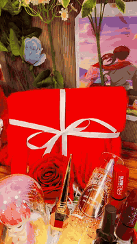 هدايا عيد الحب
#مجمع_الشروق_كلشي_رخيص 
للحجز والاستفسار واتساب 
***********
متوفر توصيل لكل محافظات
