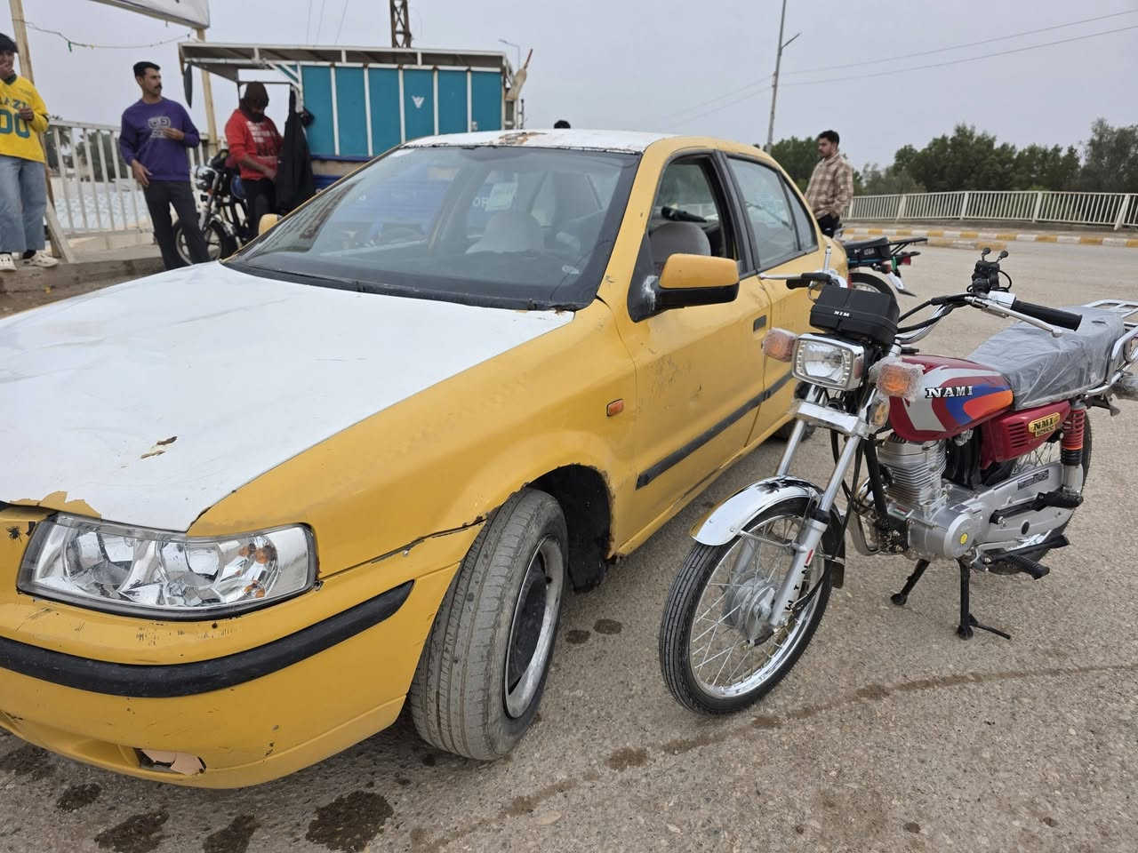 السلام عليكم سمند للبيع موديل2010  
السعر 10 ورقات وبيه مجال 
***********
