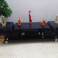 ميز بلازما • نضيف • مكاني الرائسه