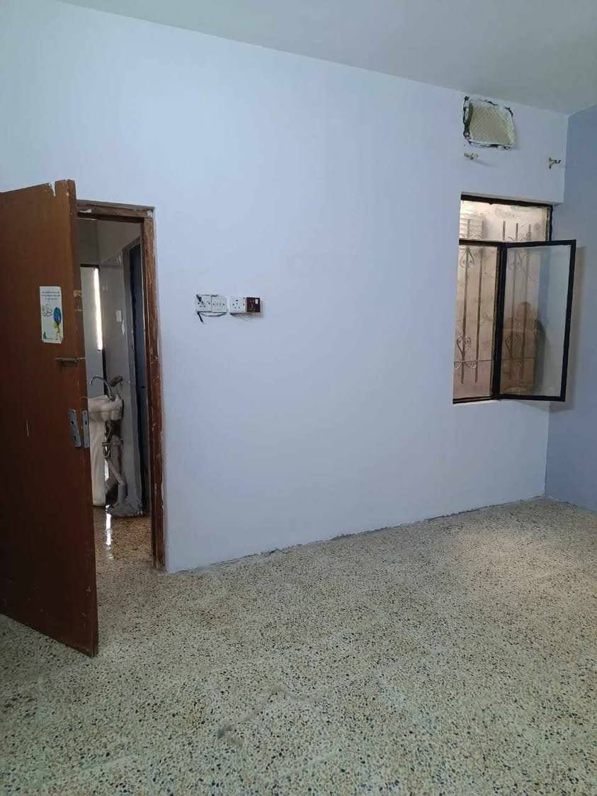 فرصة استثمارية بسعر جدآ مناسب 
دار للبيع 
موقع/حي الاعلام خلف دانيه ماركت 
مساحة/١٠٨م
واجهه/١٠ونص 
طابقين طابق الاول موجر ٣٥٠الف طابق الثاني موجر ٢٥٠الف 
الاستفسار مراسله صفحة او الاتصال على الأرقام التالية 
***********
***********ابوايمن 
يستقبل مكتب قصر النيل العروض السكنية وا تجارية وا زراعيه يوجد لدينا مقاولات باكادر هندسي متخصص في مجال البناء يوجد لدينا محامين متميزين في كافه القضايه عنوان المكتب موصل حي النور مقابل المستوصف مكتب قصر النيل
