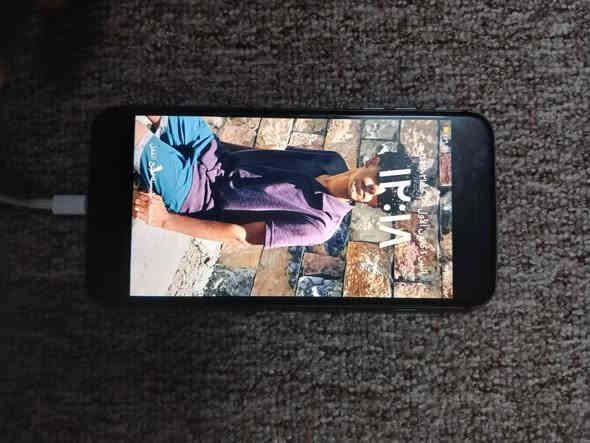 8بلاص 
ذكره 256
بطاريه 90مصعده ع حاسبه 
تك سيم الجهاز كلو شغال ما بي اي عطل شرط كلو شغال
الجهاز نضافه100/100
سعره 150
***********
