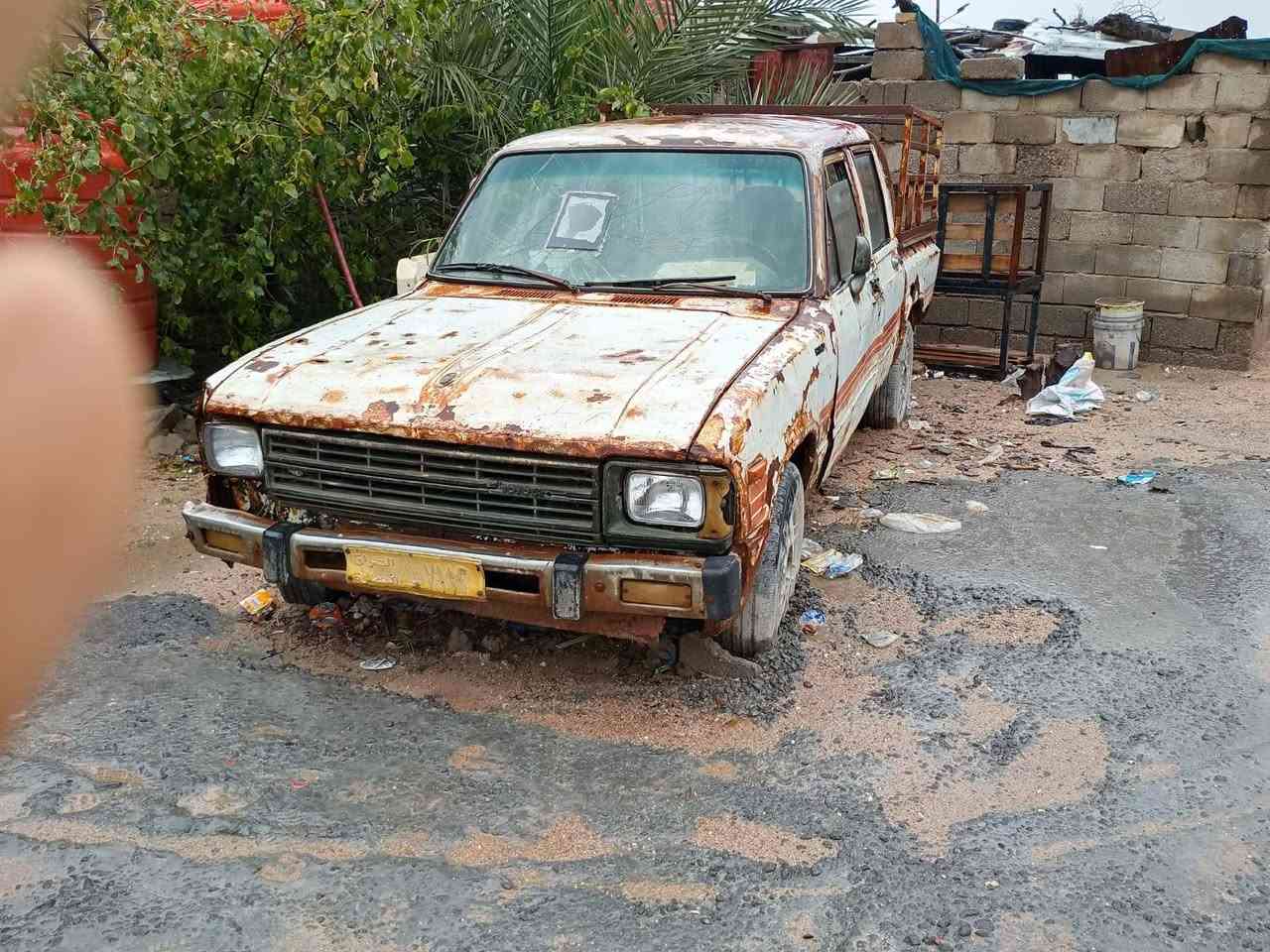 السلام عليكم بيكم تيوتا موديل 86 سعرها 20  عنوان ابو الخصيب ***********
