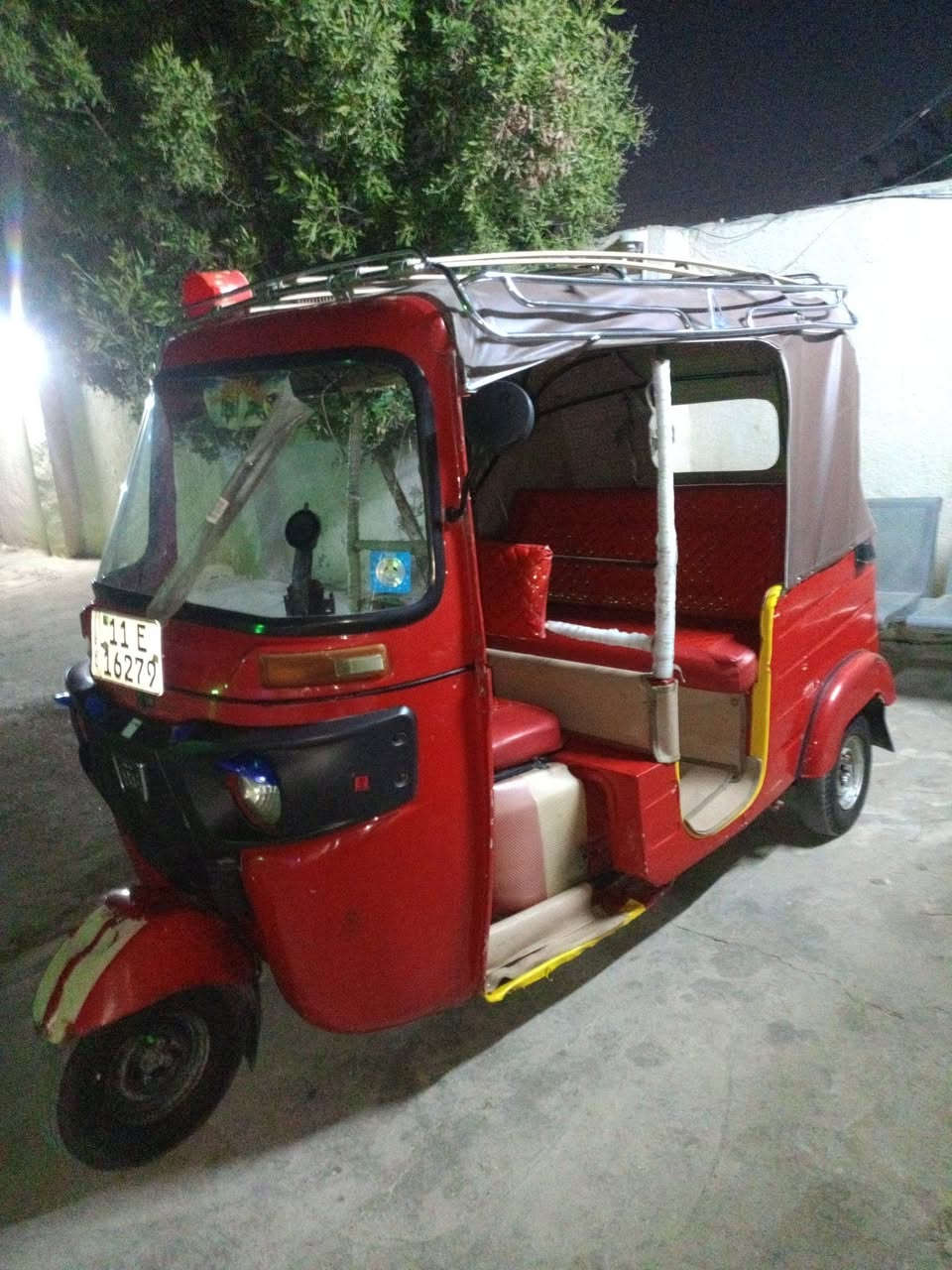 سلام عليكم تكتك للبيع موديل 17شهر 12 بسمي تحويل ثاني يوم مرقمه خير من الله لون احمر العنوان بغداد السياحي مقابل بانزين خانه الزلال الاستفسار*********** صبغ عام دوس معمره
