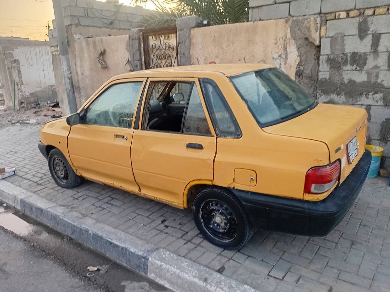 سايبه مديل 13 رقم الماني حداديه كهربائيات مكينه وكير جدد سياره جاهزه وشغاله بس بيها ضربه بالغد الامامي يرادله تصليح سياره شغاله وتمشي كلشي مابيها سعر 7 وبيها مجال رقم الهاتف ***********
