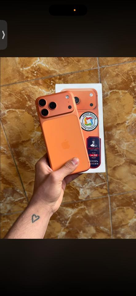 للبيع آيفون السعر 1250 الف 
العنوان بغداد 

‭0773 101 7541‬
