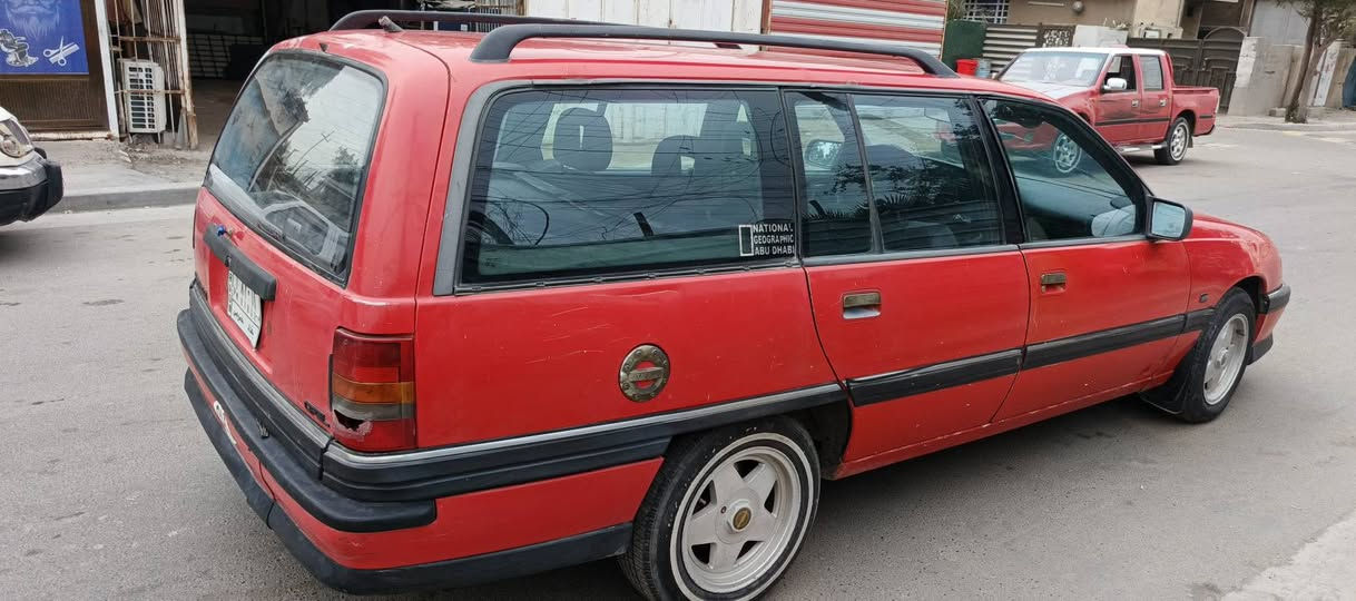 اوبل استيشن موديل 1993 بغداد كير اوتوماتيك عاطل ( الكير عاطل) محرك جديد السعر 25 ورقه عنوان بغداد حي العامل ***********
