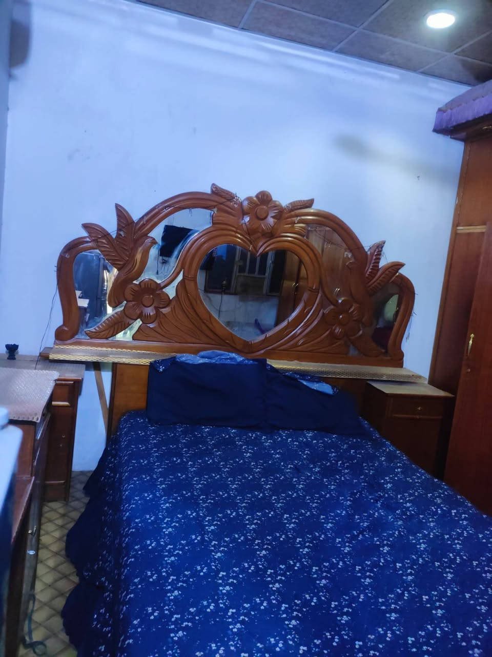 السلام عليكم غرفه للبيع العنوان بغداد مدينه الصدرسعر 600 وبيها مجال التواصل على هذا الرقم واتساب.‏‪***********‬‏
