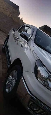 للبيع فور ويل مديل ١٧ رقم جديد مكفول سيد نهرو بأسمي 07812448762