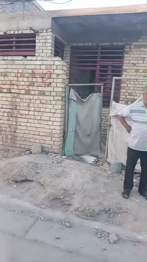 هيكل للبيع مساحة 98 متر ركن الواجهة 7 والنزال 14 كامل شبابيك وبيبان كل حتى الباب الرئيسي وماي ومجاري كامل ايضا طابو صرف 
للتفاصيل أكثر الاتصال على الرقم
***********
