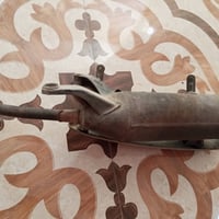 ماكس • قفل • قابل تفاوض