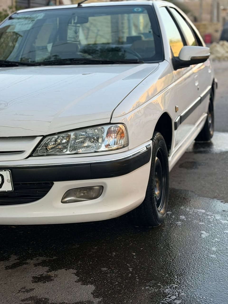 سلام عليكم بيجو بارص موديل 21 سيارة جديدة 
بيهة بوارد بلجاملغات ع كد أصبعين من الجهتين دوشمه عامة 
سيارة مال بيت مامتعوبة السعر ٦٨ الرقم ***********
