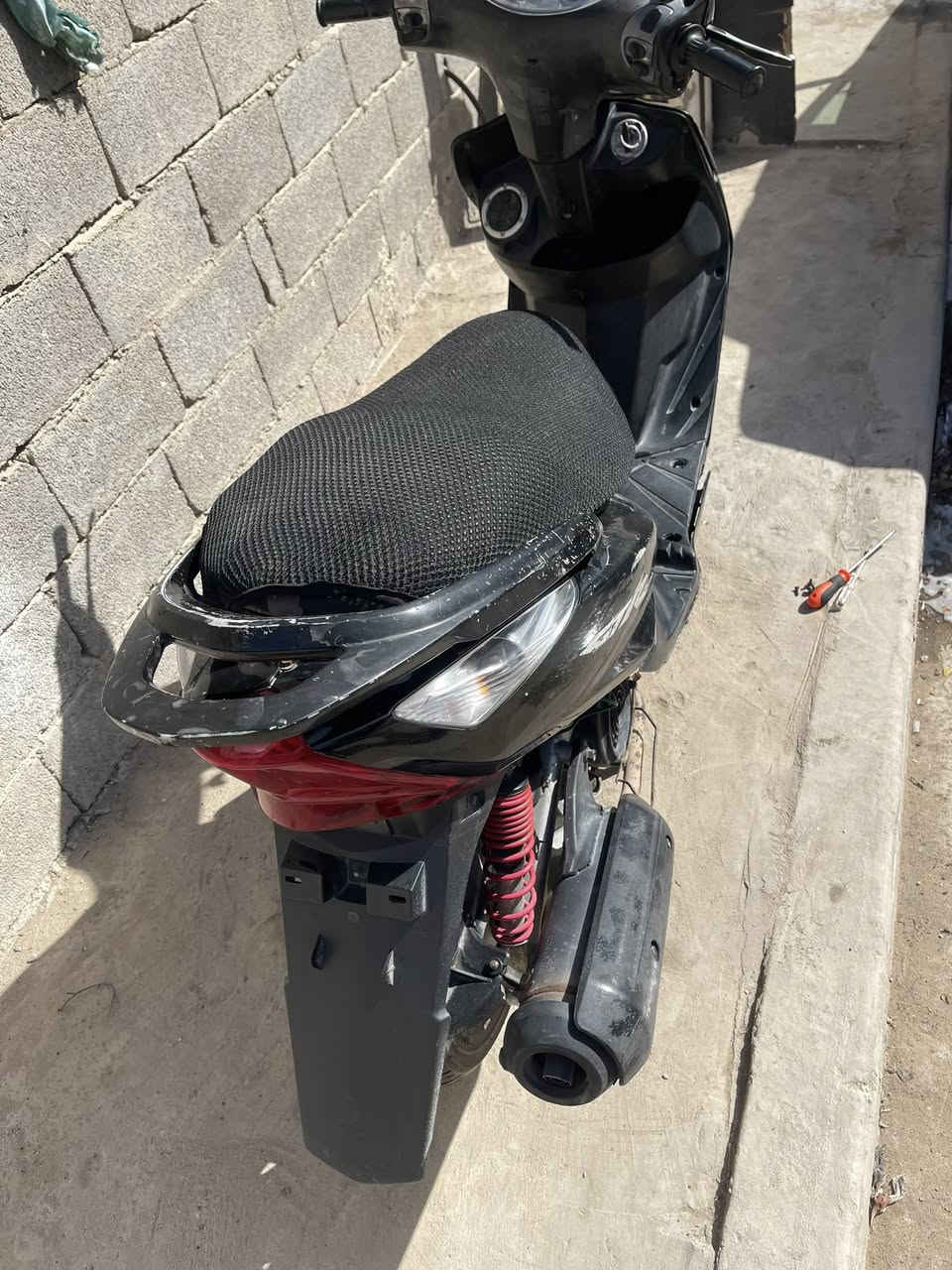 سلام عليكم دراجه ثعلب للبيع لمكان بغداد لمشتل***********
