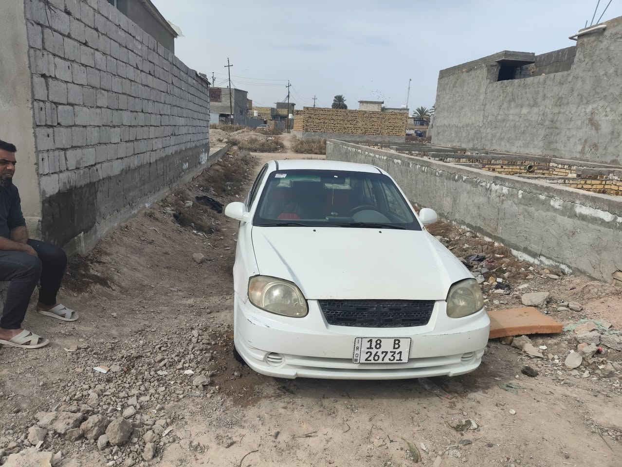 فيرنه اكسن موديل 2004
رقم جديده وهزه جديده رقم بابل سياره سعرها 40وبيها مجال قليل مكان سياره شارع 80 تبريد شغال

***********
