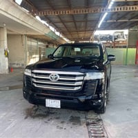 لاندكروز ٢٠٢٢ساز مكفوله  ماشيه٩٧ رقم بغداد 07729348582 بغداد, العراق