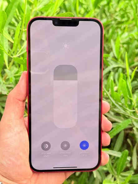 ⭕️⭕️ عروضناً متخلص ⭕️⭕️
ايفون 14 ابلاص ذاكره 128 بطاريه 88  لون مميز نضافه 100‎%‎ حاله حال الجديد ممبدل بي شي وتر بروف عل حاسبه كله نورمل وبي ضمان 5 ايام فحص واستخدام مكاني بغداد البياع شارع 13 مركز الريس للموبايل 
السعر 595 الف
***********
