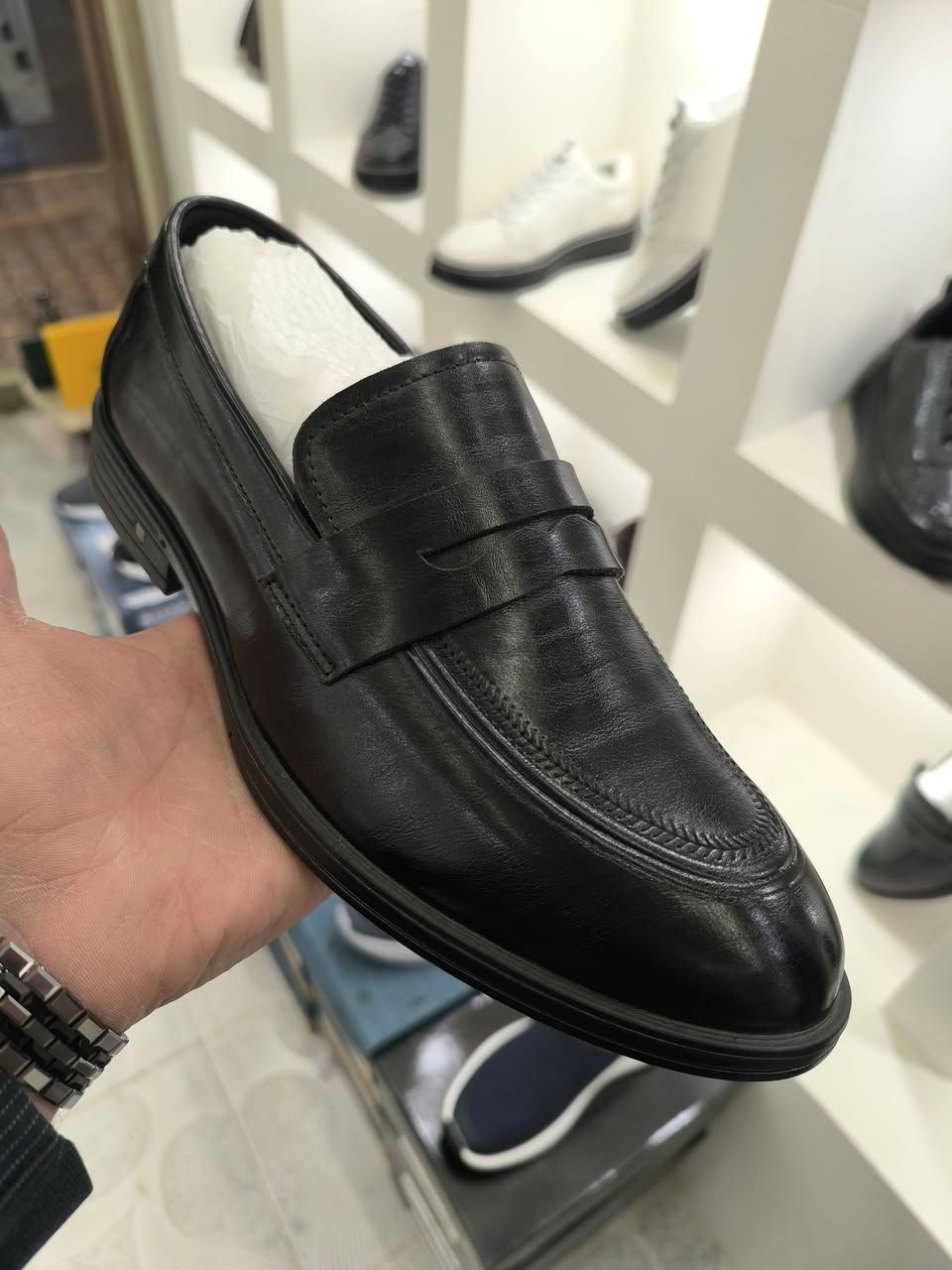 حذاء رسمي طبي اصلي
السوق القديم مقابل محلات المسعودي للمبايلات 
يوجد توصيل


**إذا كنت صاحب هذا الإعلان وتريد حذفه لأي سبب، رجاءا أرسل رسالة إلى الدعم الفني**