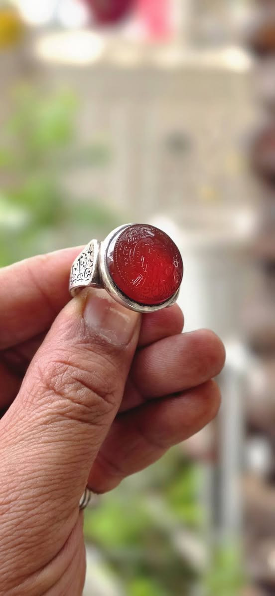 يماني صياغة حجي عرفان VIP
اجواد انواع اليماني واعلاها
مخطوط
السعر ٣٥٠ الف
واتساب ***********
