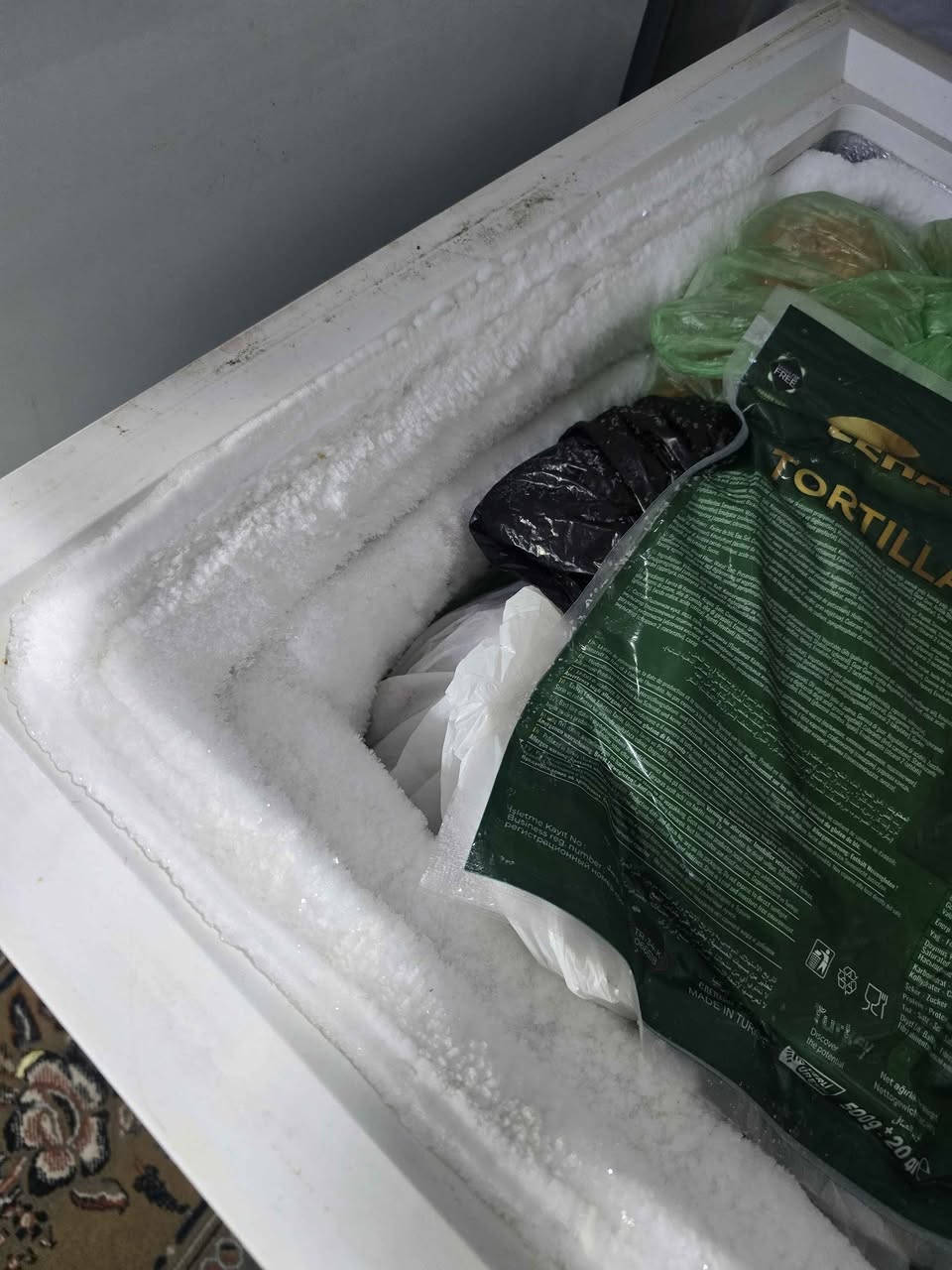 مجمده ماركة penguin
مثل الجديده داخله تصليح شاديلها فريز 
 نظام التجميد ثلجها و تجميدها كلش قوي 
بيها صوت مراوح فقط النجف, العراق


**إذا كنت صاحب هذا الإعلان وتريد حذفه لأي سبب، رجاءا أرسل رسالة إلى الدعم الفني**