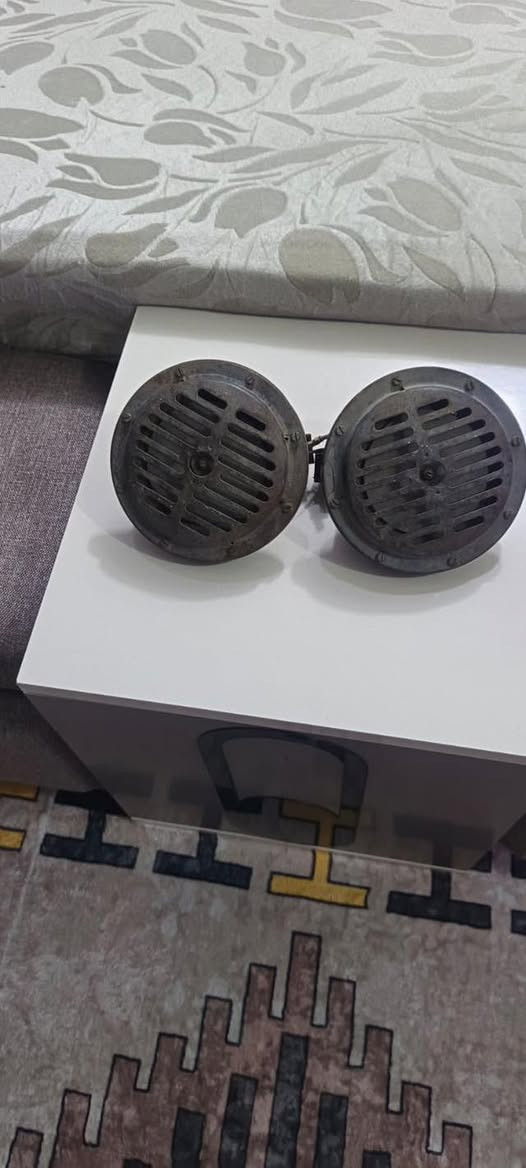 هورنات بوش جنح اصليات فول نعومه 
ع فحص سعرهن 250
***********
