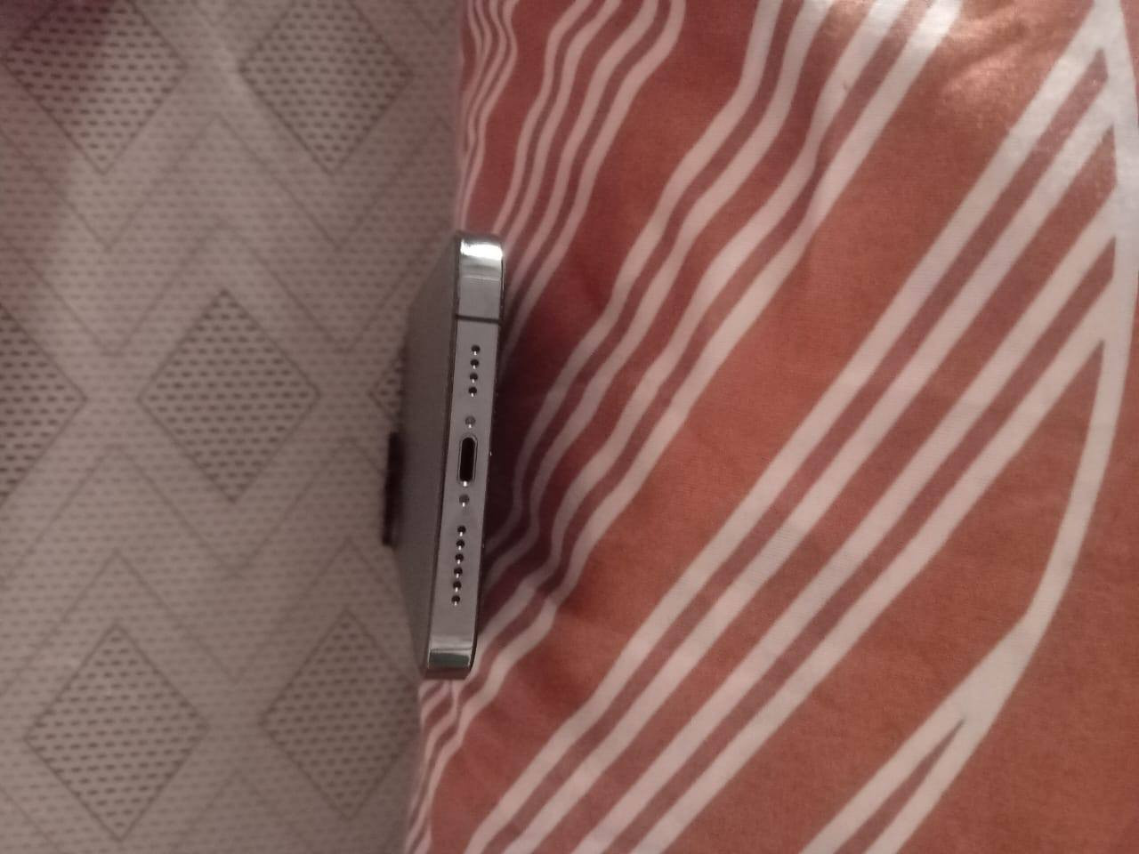 سلام عليكم
مكلف بالنشر:
ايفون 13برو ماكس للبيع
مثل ماموضح بل صور النضافه مالته فول
بطاريته84 بلادي
وذاكرته 256
للأستفسار اكثر/***********
