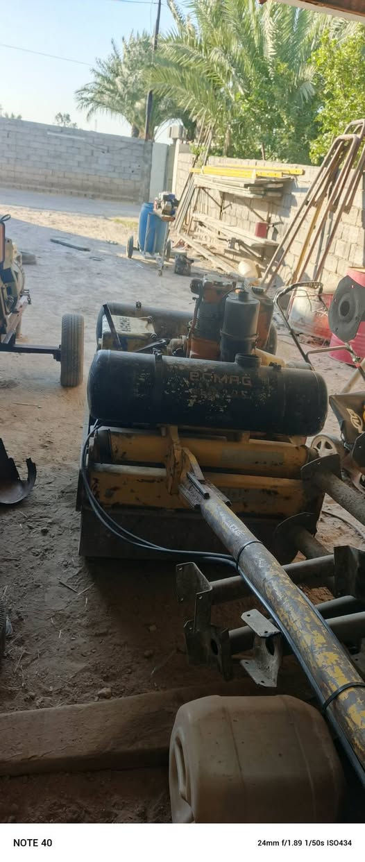للبيع حادلات نوع بو ماك طن ونص
الثانية نص طن للتواصل ***********
