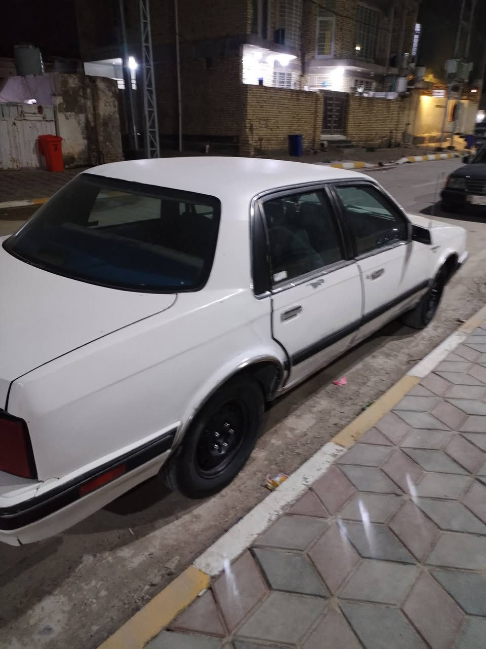 السلام عليكم سياره اولدز موبيل للبيع موديل تسعين مكينه جديده حداديتها 70٪ نواقص : تبريد وكمبريسر عاطل والسياره كما موضح بصور
رقم الهاتف: ***********
السعر : 35 ورقه وبيها مجال قليل.
العنوان : واسط مركز المدينه.
