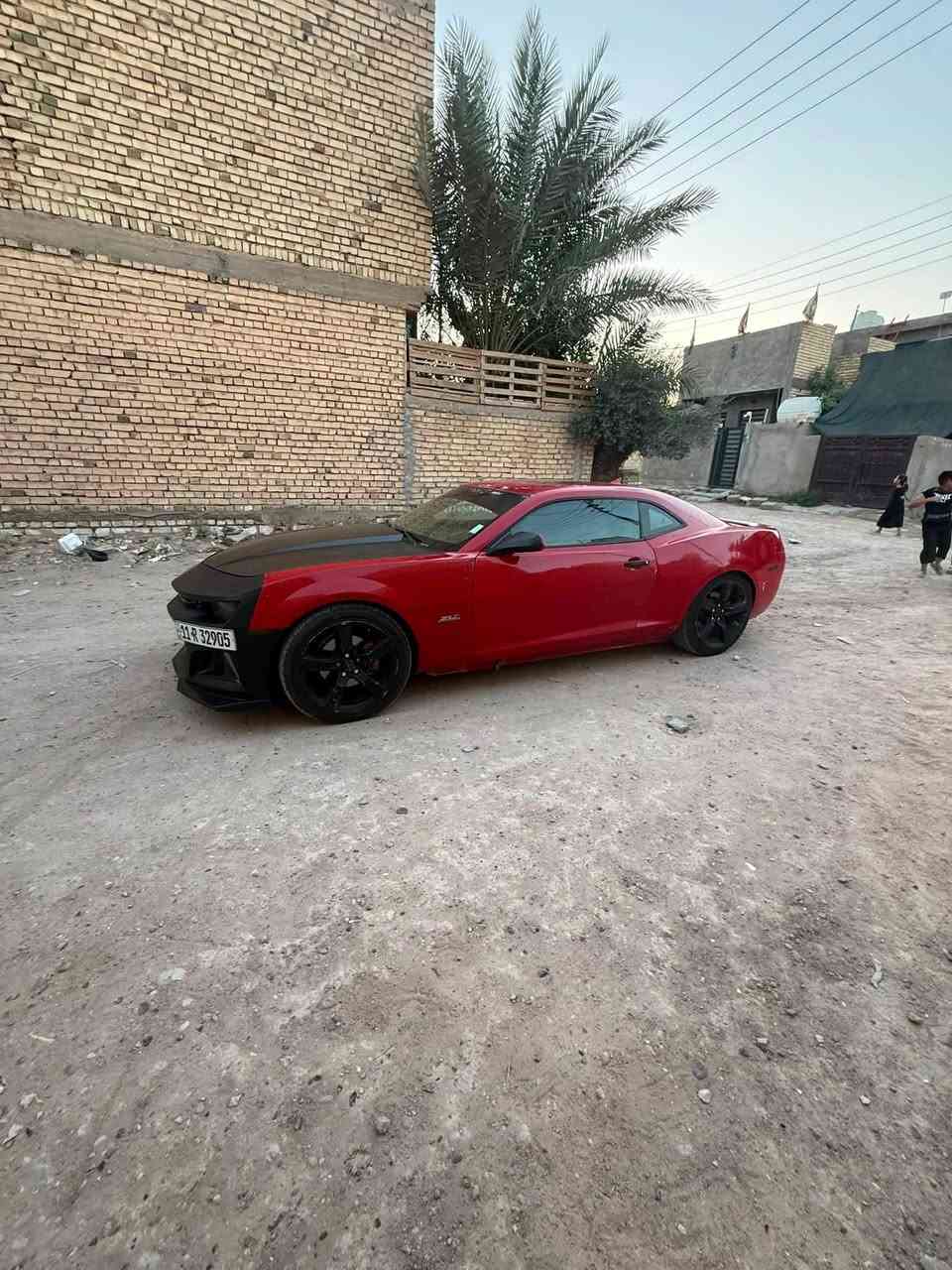 للبيع فقططط
كمارو lt✅

موديل 12 محدثة 18 ✅

محرك 3600  و 6 سلندر  ✅

شاشه اعطال✅

تحكمات ستيرن ✅

كشنات كهربائية ✅

مثبت سرعة ✅

محرك نظيف جدا  ✅

كير نظيف جدا ✅

صدر امامي قبل اسبوع مسويها ادامة كاملة 

صدر خلفي  نظيف 75‎%‎✅

منظومة  زينون ✅

ادامه عليه :

منظومة الماء 

منظومة الاحتراق

داينمو جديد

باتري جديد 

نوزلات جدد 

بلكات جدد 

تبريد ثلج 

عليها إضافات :

دعاميه Zl1  2018

نواقص السيارة .:

طخه بالخاملغ الامامي جهة الصدر

ودوسة مال جهة السايق واكعة  

حادث السيارة :

 جاملغ امامي  وباب  جهة الصدر اني ابيع مصبوغة حزام 

السياره رقم بغداد مشروع وطني سنوية جديده وهزه جديده باسمي شرط التحويل 

سعرها 80 وبيها مجال كلش   .

إذا معجبتك السياره صلي ع نبيك .

مكاني بغداد سبع البور   🔒

‏*********** 

***********
