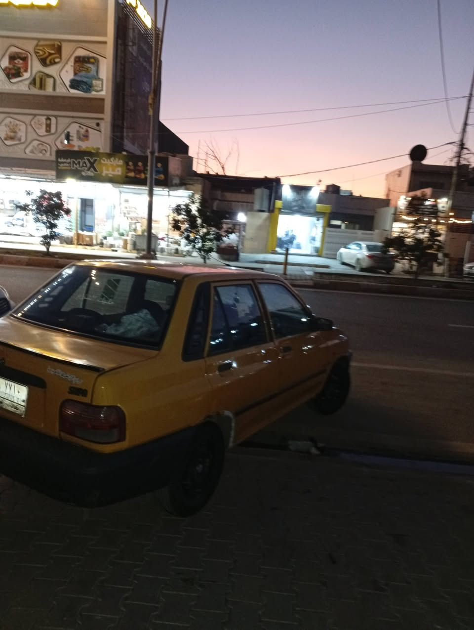 سلام عليكم. سيارة سايبة للبيع موديل 11. مشروع وطني. كير محرك تبريد كل بشرط سيارة مابي ناقص ماشاللة سيارة نضيف مابي خياس. عنوان كركوك. سعر 25 معاملة ***********
