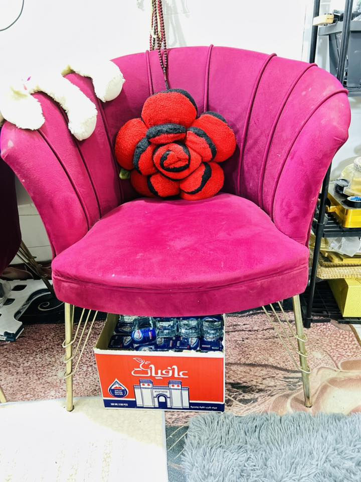 سلام عليكم مره خصت الادمن تخم 5مقاعد جديد بمعنه الكلمه السعر125وبي مجال مكاني شارع 80مال كربلا ‭0787 187 5781‬
