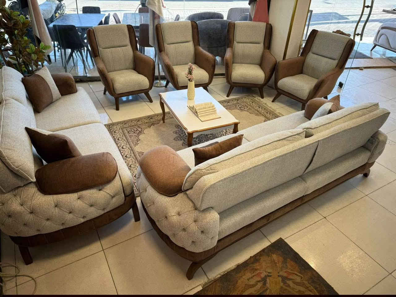 تم تنزيل التخم التركي المستورد
🛋️ تخم تركي سرير 🇹🇷
✔ 10 مقاعد فخمة بجودة عالية وتصميم راقٍ
✔ الخشب: زان بالكامل، متين وقوي
✔ القاعدة: خشب زان لمتانة إضافية
✔ الإسفنج: سوفت طبي مريح جدًا، مثالي لأصحاب الوزن الثقيل

🚚 التوصيل: مجاني حتى باب البيت!

💥 لأصحاب الذوق الرفيع وعشاق الأناقة! 💥
       اجعل منزلك أكثر فخامة وتميزًا 

📢 متوفر تجهيز جملة ومفرد

📍 العنوان:  ناصريــــــة  شــــارع 30
              مجمع علي الشويلي 
              مجاور مكتب الصدرين للعقار

*********** 
***********
