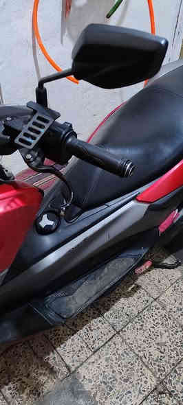 السلام عليكم دراجه ان ماكس مرقم بغداد بسمي محرك 155 ماشي 70 الف دراجه حلوه السعر 28 وبيها مجال قليل الاستفسار الاتصال على الرقم ***********
