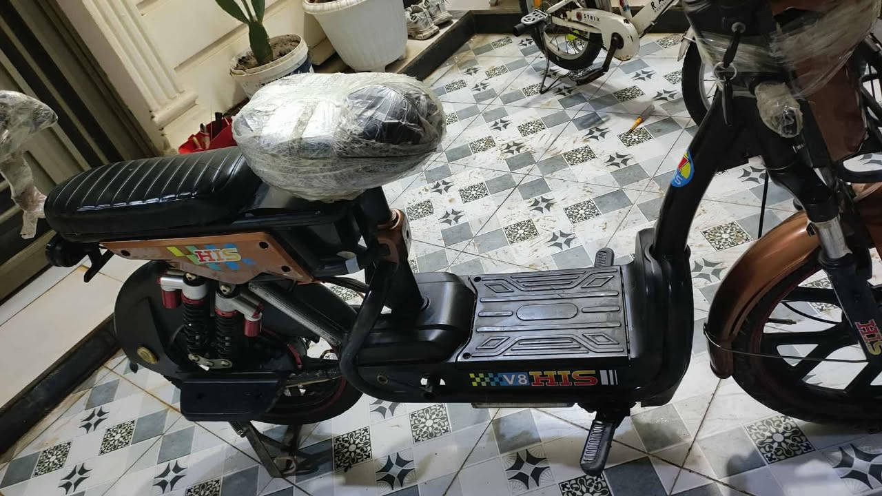 سلام عليكم دراجه شحن للبيع
كهربائيات كله شغاله كلوب اشاير هورن خمس باتريات  دبلات توني شادهن شوفت عينك دراجه نظيفه 
حجم 14 مكان سوق شيوخ 
سعر 275وبيها مجال


**إذا كنت صاحب هذا الإعلان وتريد حذفه لأي سبب، رجاءا أرسل رسالة إلى الدعم الفني**