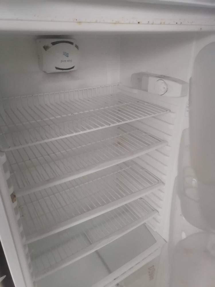 ثلاجة اللبيع شغل سعرا ١٢٥ بي مجال كركوك حي العروبه يم ملعب خومسي او وكف قديم حجم ١٨ قدم بس مصلح مابي اي عيب شغال بل شرط ٧ايام ضمان
***********
*********** كركوك, العراق
