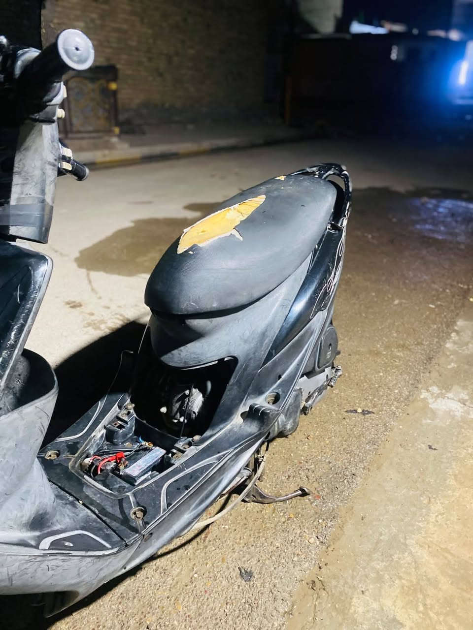 السلام عليكم شباب ماكس عدلة نضيفه لا تبخير ولا تنقيص الدراجه خير من الله كله نضيفه شوفت عينك ناقصه بس دشبول السعر ٤٥٠ وبيها مجال مكاني مدينه الصدر حي الكوفه متواجد فيس واتساب ***********
