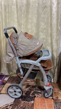 عربانه طفل • نضيفه • مكسور