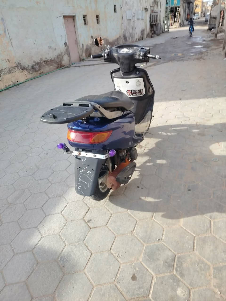 السلام عليكم. دراجه فراشه للبيع سعر 550 بيه مجال قليل  مال حاويه صارله 4 اشهر من طالعه نضافه فول. الاستفسار تصال بل. رقم *********** او مراسله وتساب
