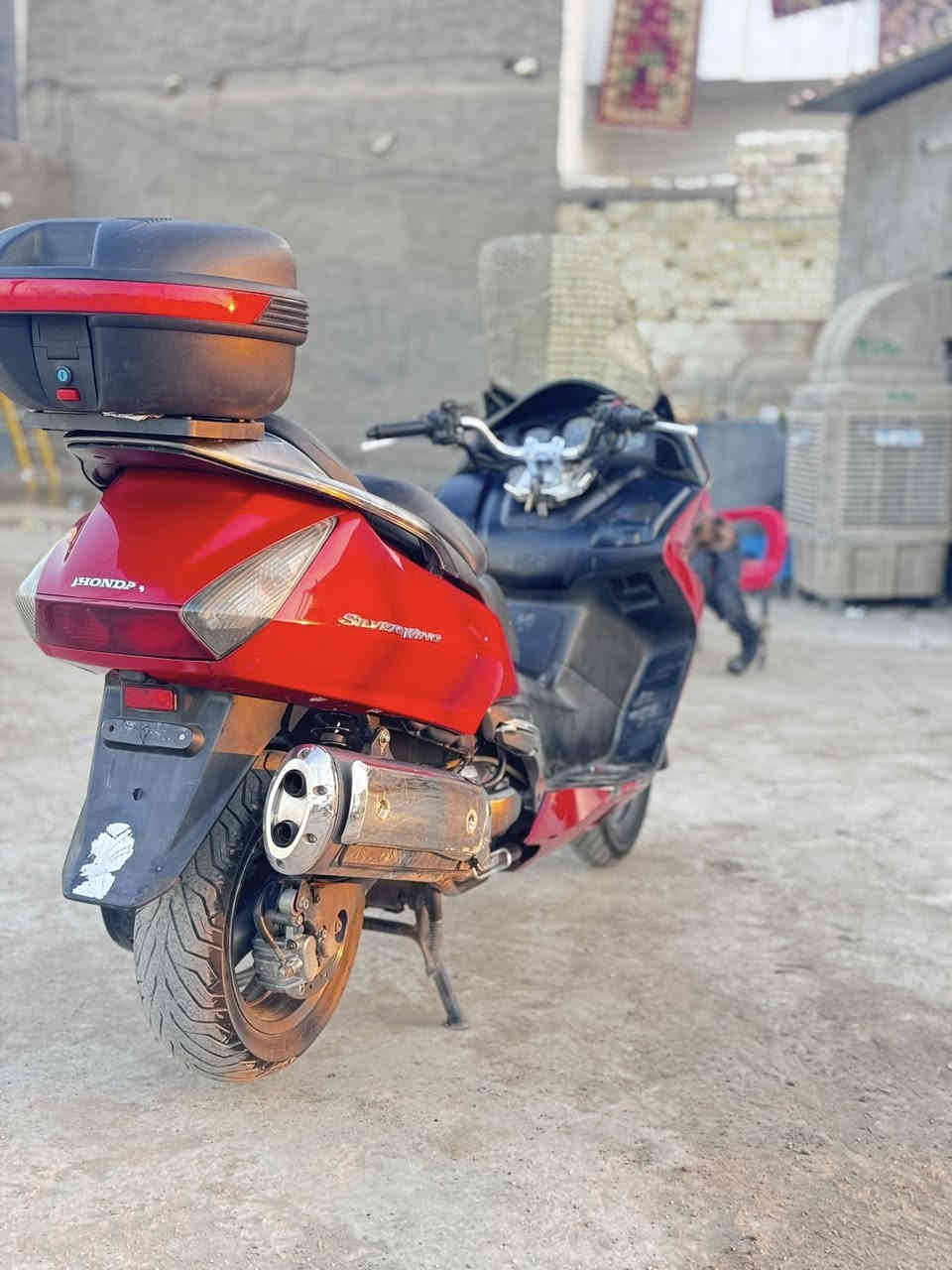 سلام عليكم من رخصت شركت أدمن درجه سلفر ونج مكينه 400 دراجه حلوه خير من الله اوفر شقال درجه جديده مكان بغداد المدينه الصدر سعر منسب خبر وتدالل ***********
