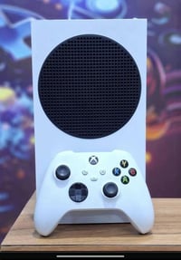 ب٢٩٥ الف كامل مكمل  جهاز نظيف وياه جويستكات اثنين وضمان تاخذه من البيت...