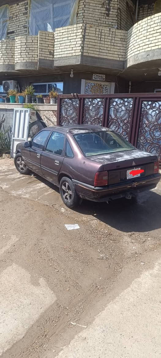 للبيع اوبل فكترة موديل 91  والمحرك بيه تبخير كير عادي والسيارة يرادلها ترتيب السعر 27$
 ***********   ***********
