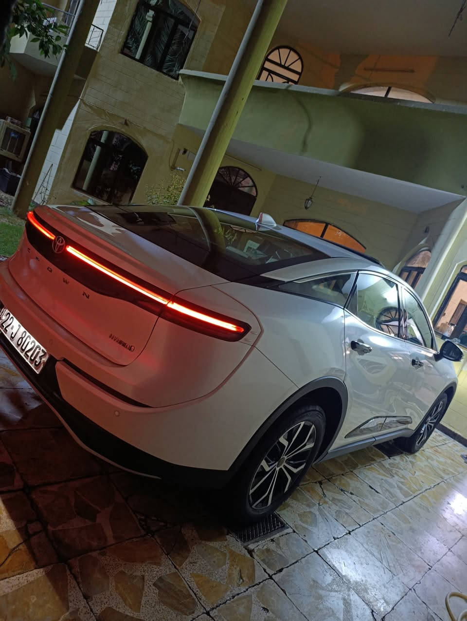 🔥 فرصة مميزة لعشاق الفخامة والاقتصاد 🔥
تويوتا كراون هايبرد 2023 للبيع

خليجي – ضمان شركة ساس

الممشى: 54,000 كم

فل كامل:

كاميرات 360° – رادارات 360°

دخول وتشغيل ذكي بالبصمة

فتحة سقف

كراسي جلد تبريد وتدفئة

تكييف ثنائي المناطق

ملاحظة: حادث خفيف في باب الخلفي للسائق  مع صبغ بسيط.+حالوب بسيط

السيارة نظيفة واستخدام شخصي.

السعر $ 325

📍 الموقع: كركوك

📞 ***********
