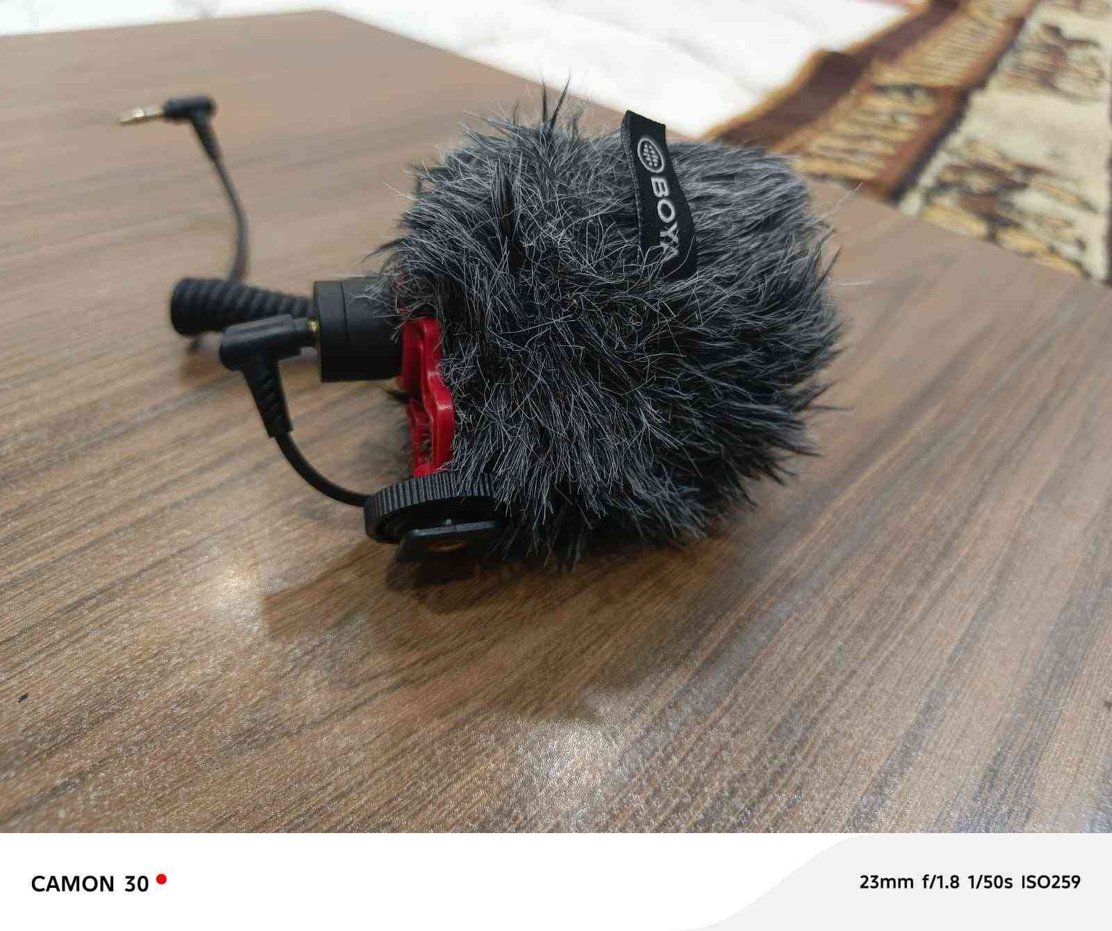 السلام عليكم معدات تصوير للبيع 
استاند ثلاثي بلكارتون مستخدم مره وحده 
ستاند أحادي جديد  بلكارتون 
فلاش فديو جديد  بلكارتون 
مايك بويه جديد 
شاحنات فول فريم عدد2
عدسه 18.105
عدسه18.55
حزام جتف مستخدم قليل 
للاتصال *********** الرفاعي, ذي قار
