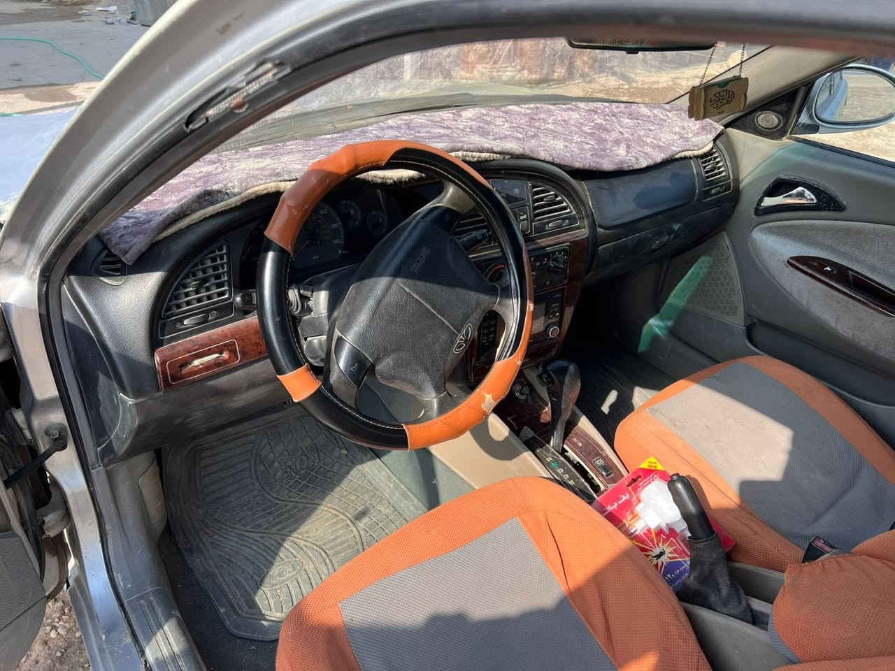 للبيع للبيع ..بلاش لبلاش . نوبيرا . عضمه حلوة كير اوتو  مكينه .حداديه .كشرة موضحه كدام لعين . تجي وتشوف بعينك  لسعر  ٣٢ وبيها مجال .تدلل مكان بابل مسيب .. ***********
