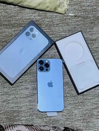 عليكم من رخصة الادمن 📱متوووفر للبيع📱  ايفون 13 برو ماكس 💙لون بحري 💾ذاك...