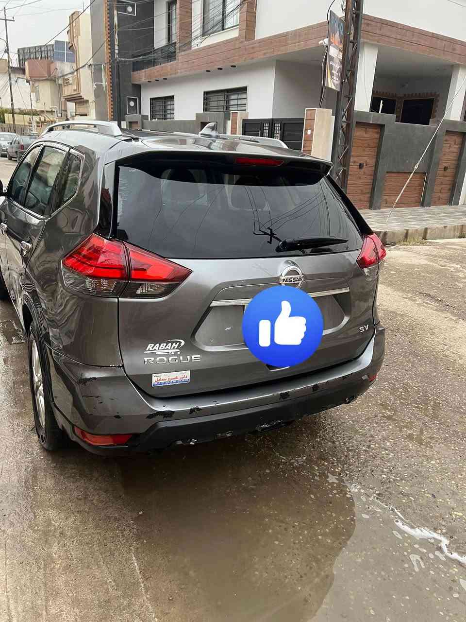 السلام عليكم
روج 2018 sv 
 
المواصفات 
بصمه 
كشن تدفئه 
خزن كشن 
ثلاث انظمه قيادة 
تدفئه مرايا 
كير ومحرك شرط 

الحادث فقط باب الصندوك
ايرباكات سليمه 
بيها ملاحظتين بسيطه 

السعر 185

للاستفسار 
***********
