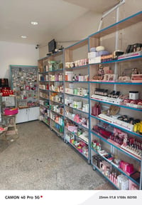 فاترينات للبيع الاتصال على هذا الرقم ‭0777 051 8306‬